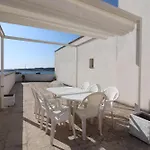 Fronte Mare Giulia * Отранто